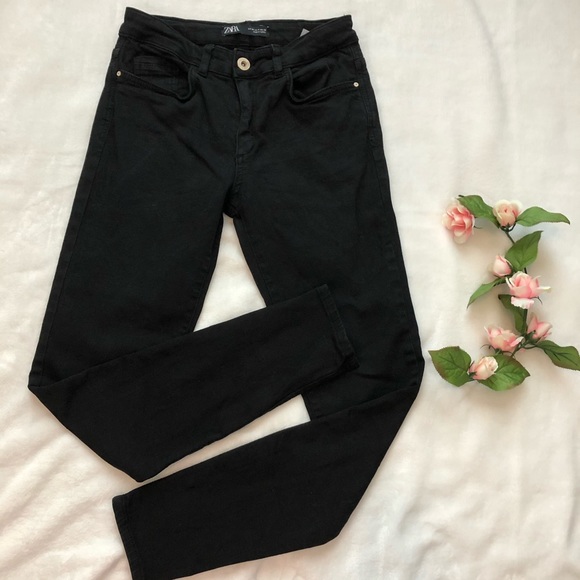 Zara black skinny jeans Sz 4